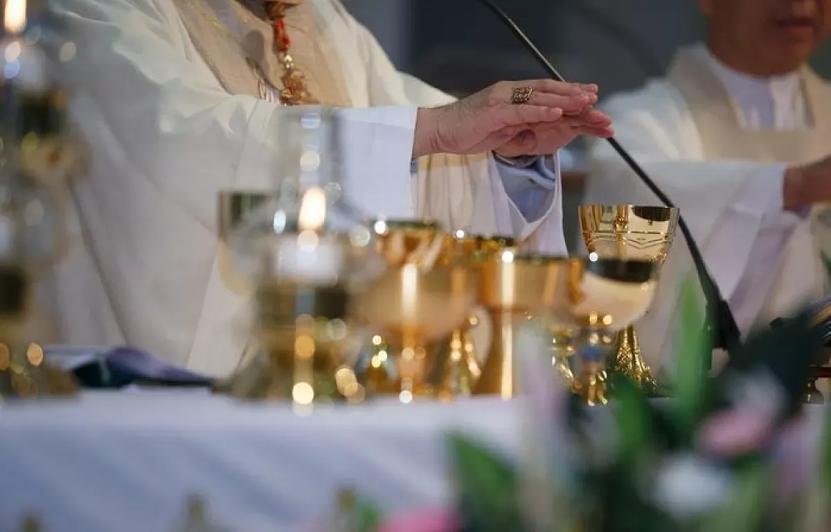 Znaczenie mszy świętej: dlaczego jest kluczowe dla katolików
