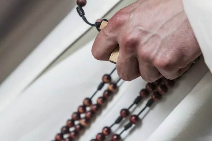 Dlaczego modlitwa różańcowa jest modlitwą kontemplacyjną i jak to zrozumieć