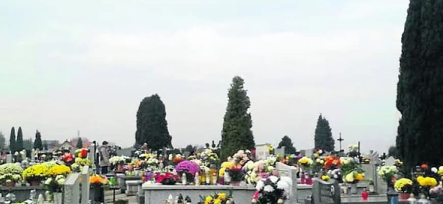 Ile kosztuje postawienie pomnika na cmentarzu? Sprawdź ceny i wydatki