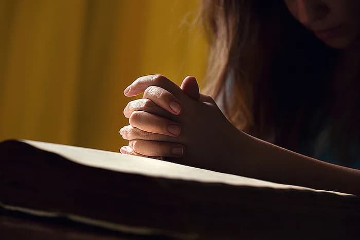 Jak ułożyć modlitwę, aby wyrazić swoje najgłębsze uczucia