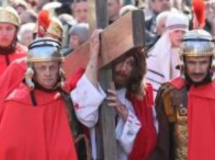 Jak wygląda msza w Wielki Piątek - co musisz wiedzieć o liturgii