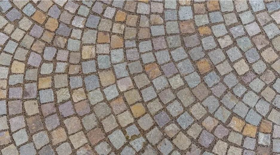 Ile kosztuje ułożenie kostki brukowej na cmentarzu? Zaskakujące ceny!