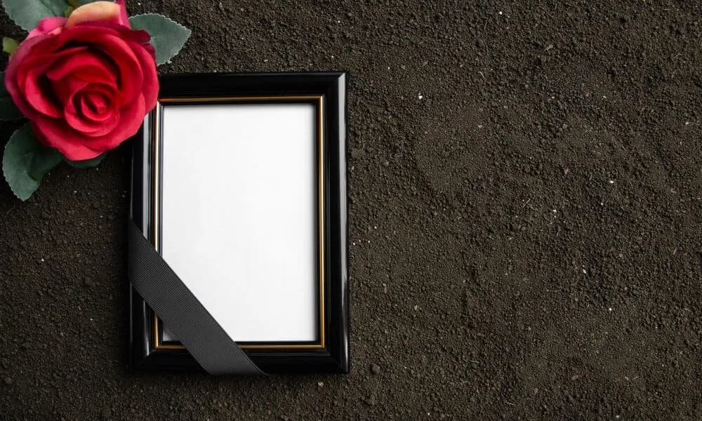 Jakie zdjęcie na pogrzebie wybrać, by godnie uczcić zmarłego