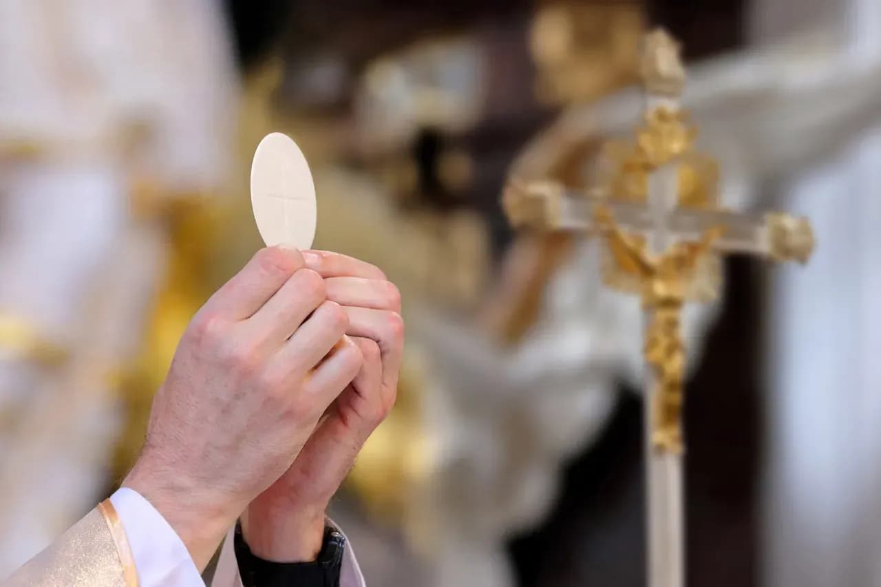 Co to jest katolik? Zaskakujące fakty o wierzeniach i praktykach