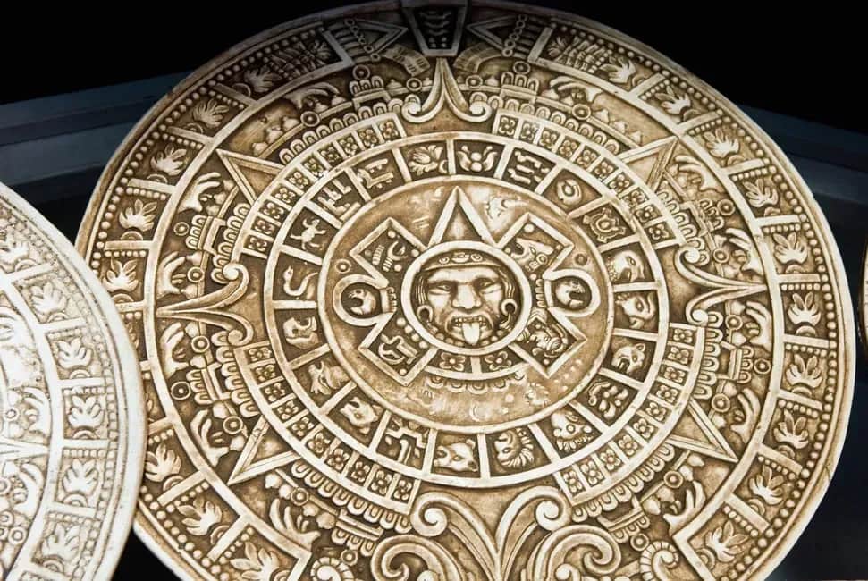 Czy ciekawość to grzech? Odkryj moralne dylematy związane z nią