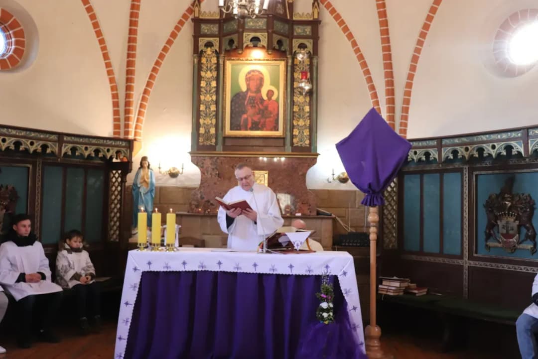 Ile trwa msza w poniedziałek wielkanocny? Czas, który musisz znać